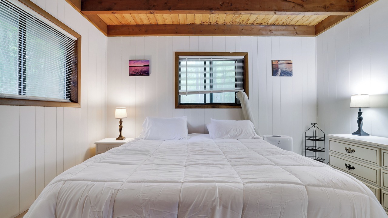 Photo of Bedroom in Hamlin