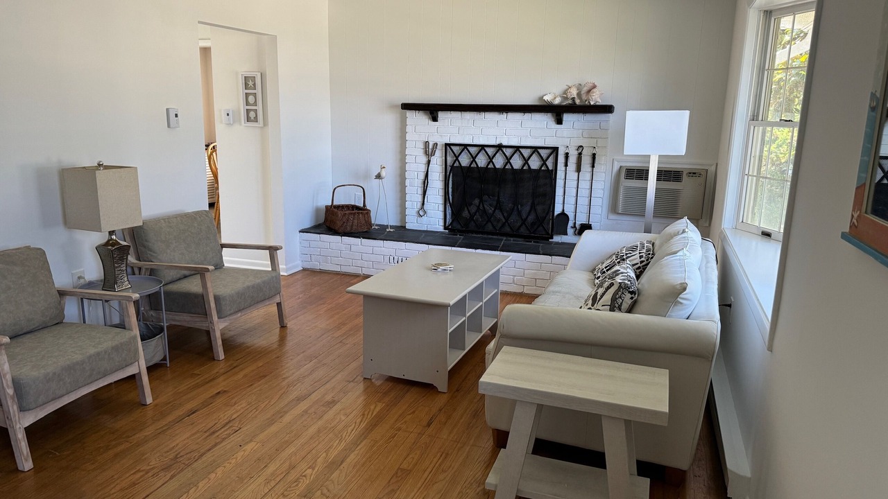 Photo of Livingroom in South End
