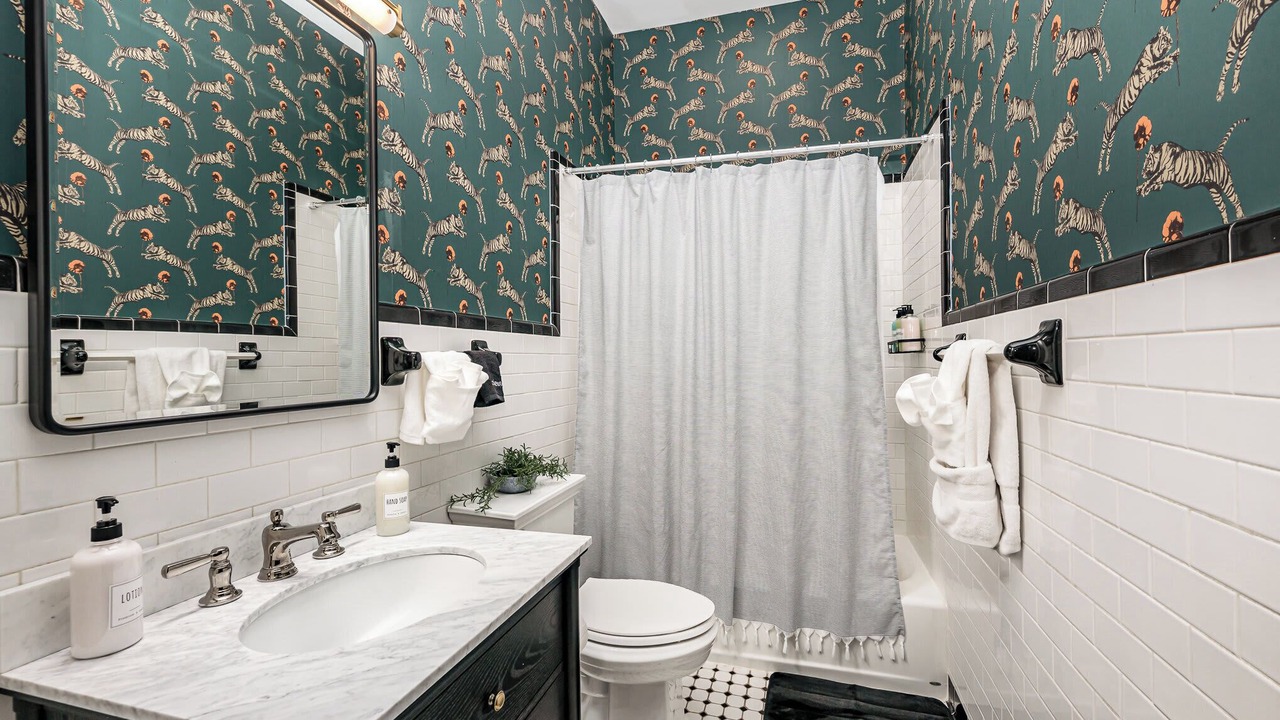 Photo of Bathroom in Plaza Midwood