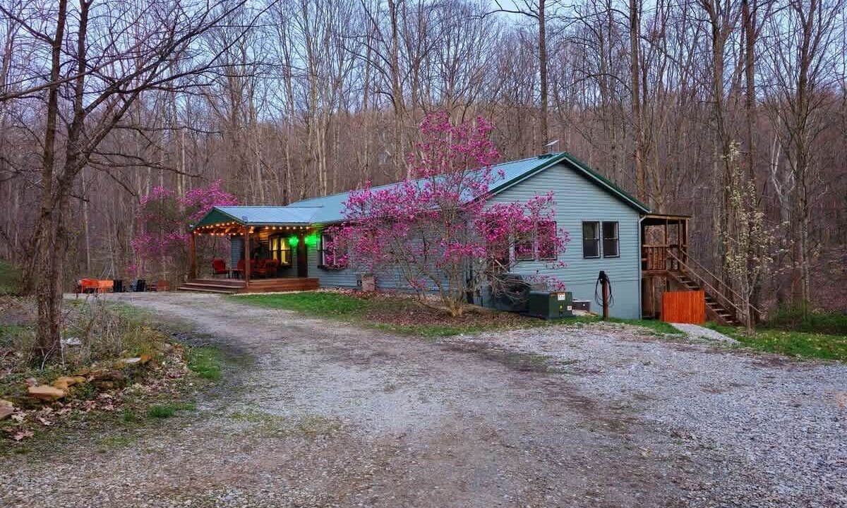 Photo of Others in Laurelville