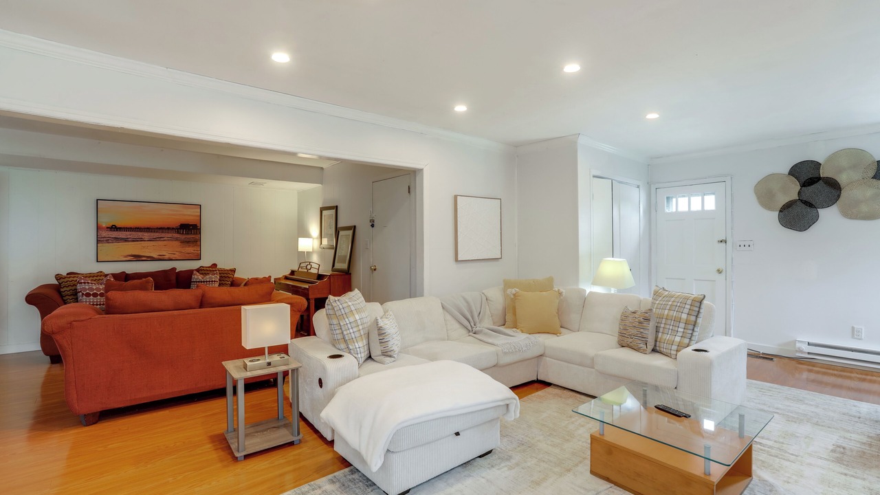 Photo of Livingroom in Somerset