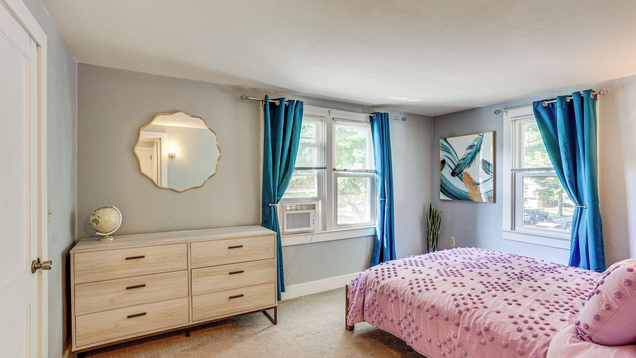 Photo of Bedroom in Annville