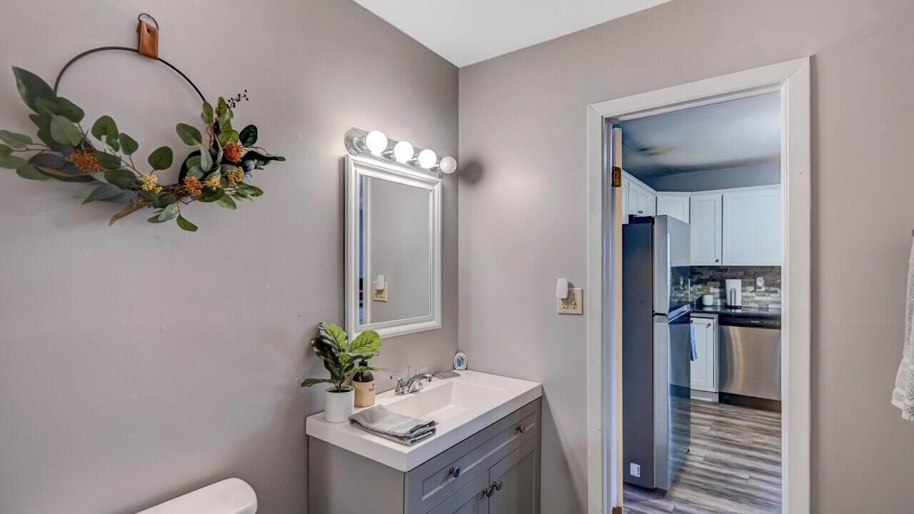 Photo of Bathroom in Mount Pocahontas