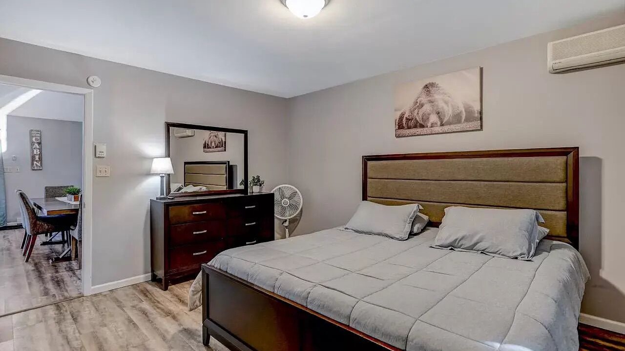 Photo of Bedroom in Mount Pocahontas