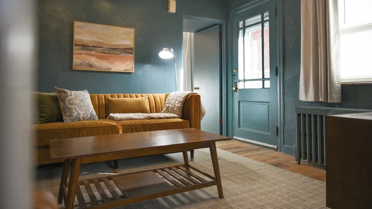 Photo of Livingroom in Lawrenceville