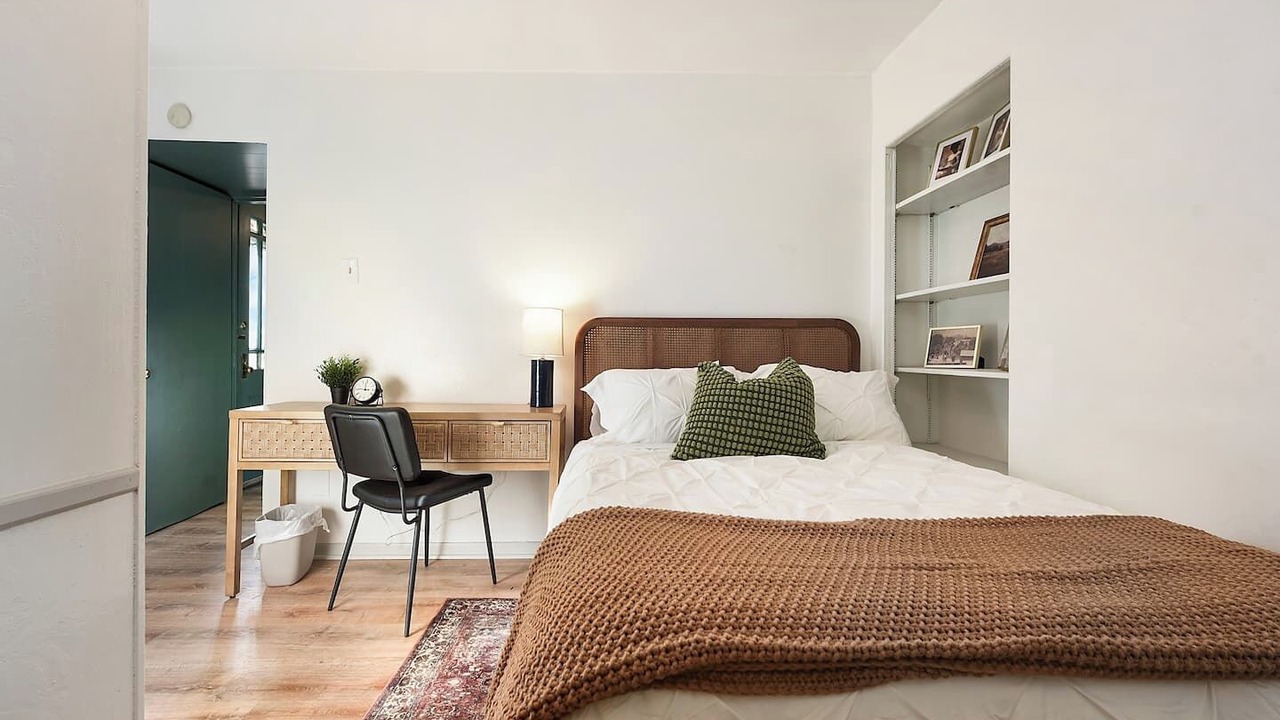Photo of Bedroom in Lawrenceville