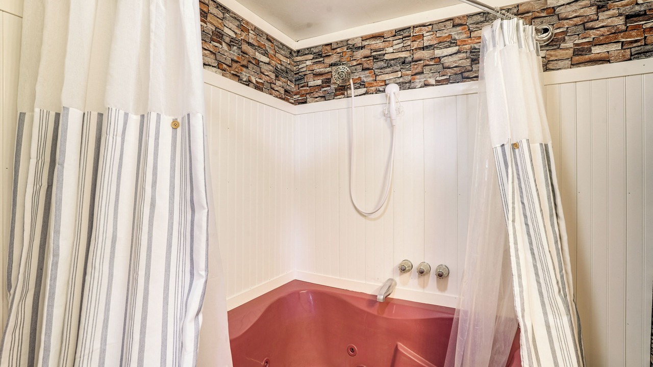 Photo of Bathroom in Stanley