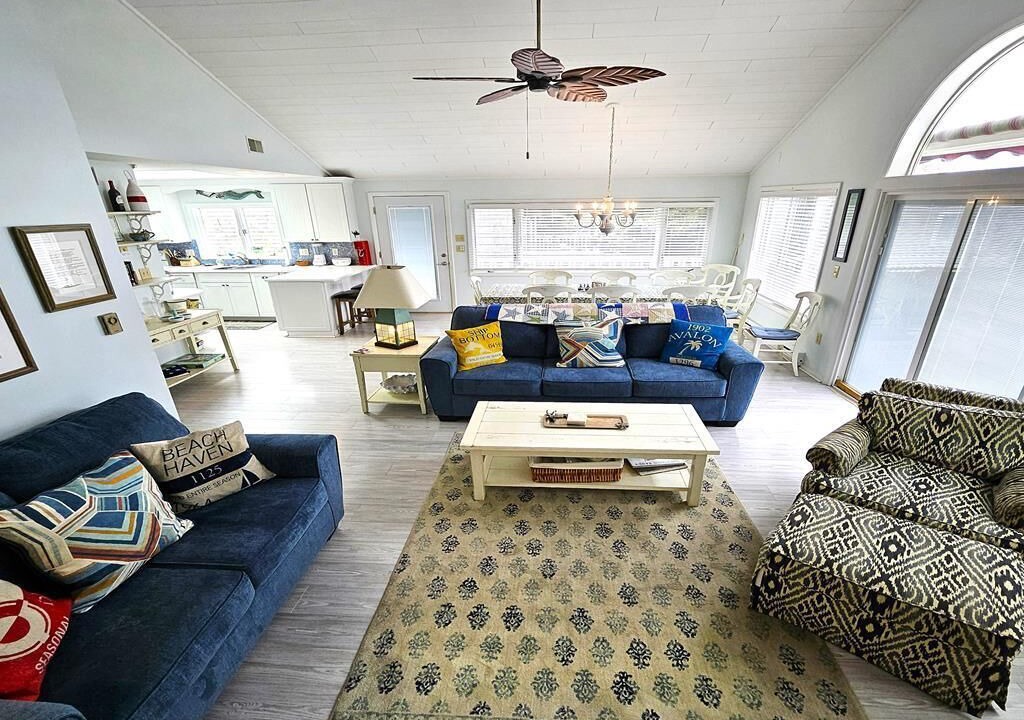 Photo of Livingroom in Beach Haven