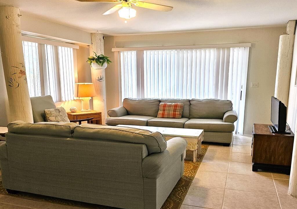 Photo of Livingroom in Beach Haven