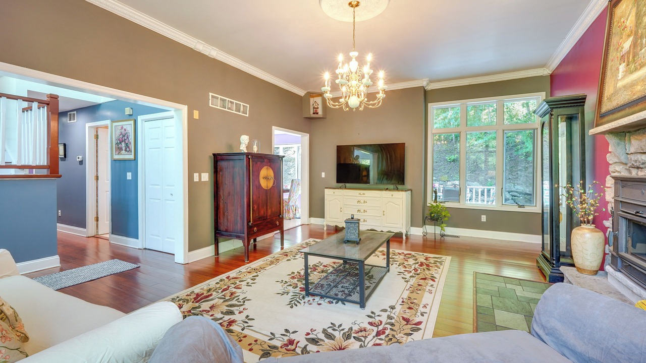 Photo of Livingroom in East Stroudsburg