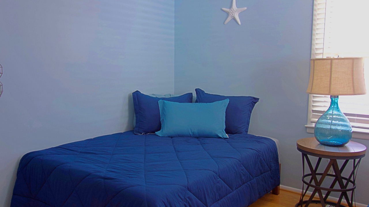 Photo of Bedroom in Town Bank