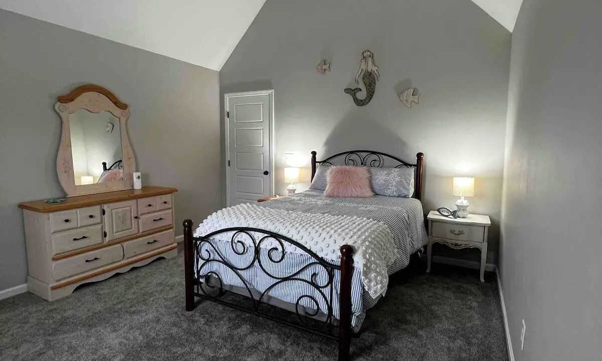 Photo of Bedroom in Piney Green