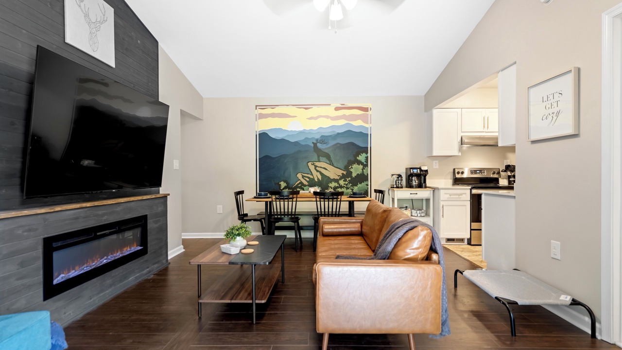 Photo of Livingroom in Luray