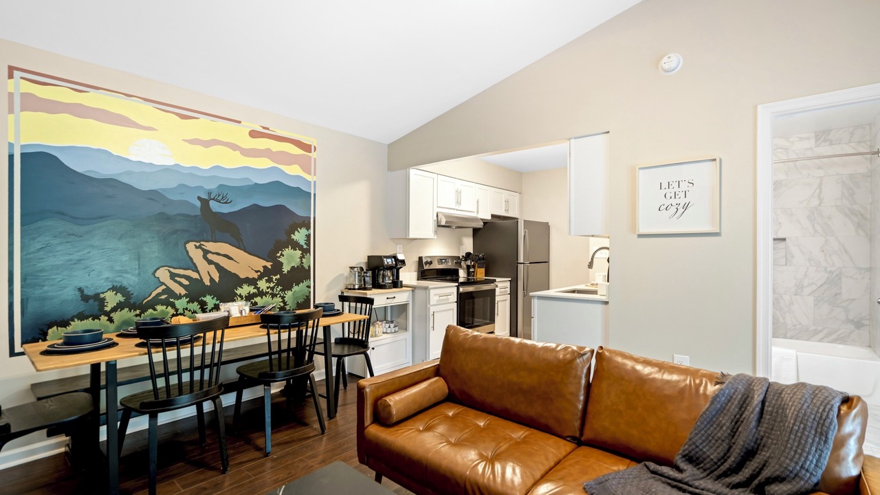 Photo of Livingroom in Luray