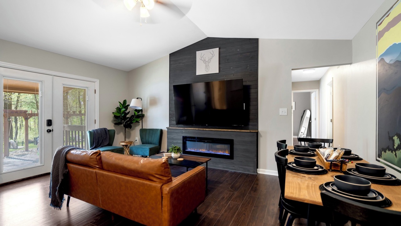 Photo of Livingroom in Luray