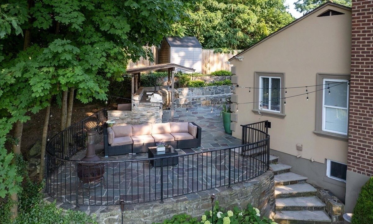 Photo of Patio Balcony in Dunwoodie