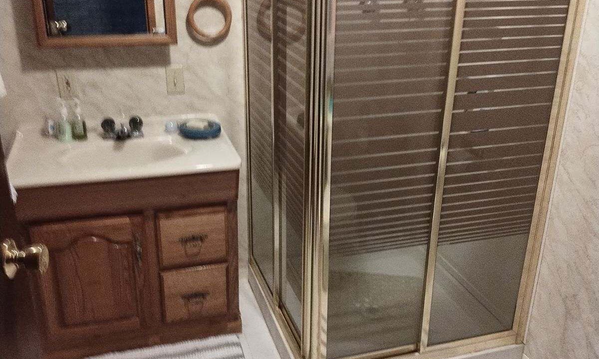 Photo of Bathroom in Cascade