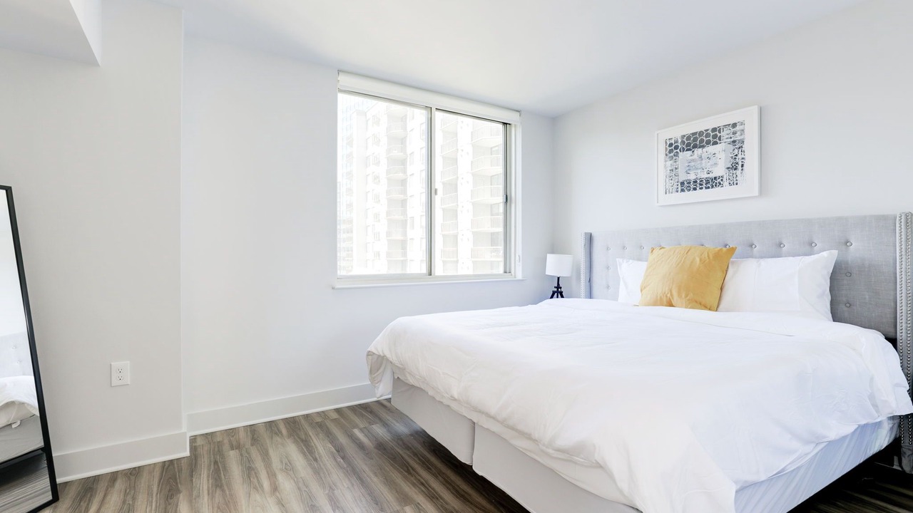 Photo of Bedroom in Crystal City