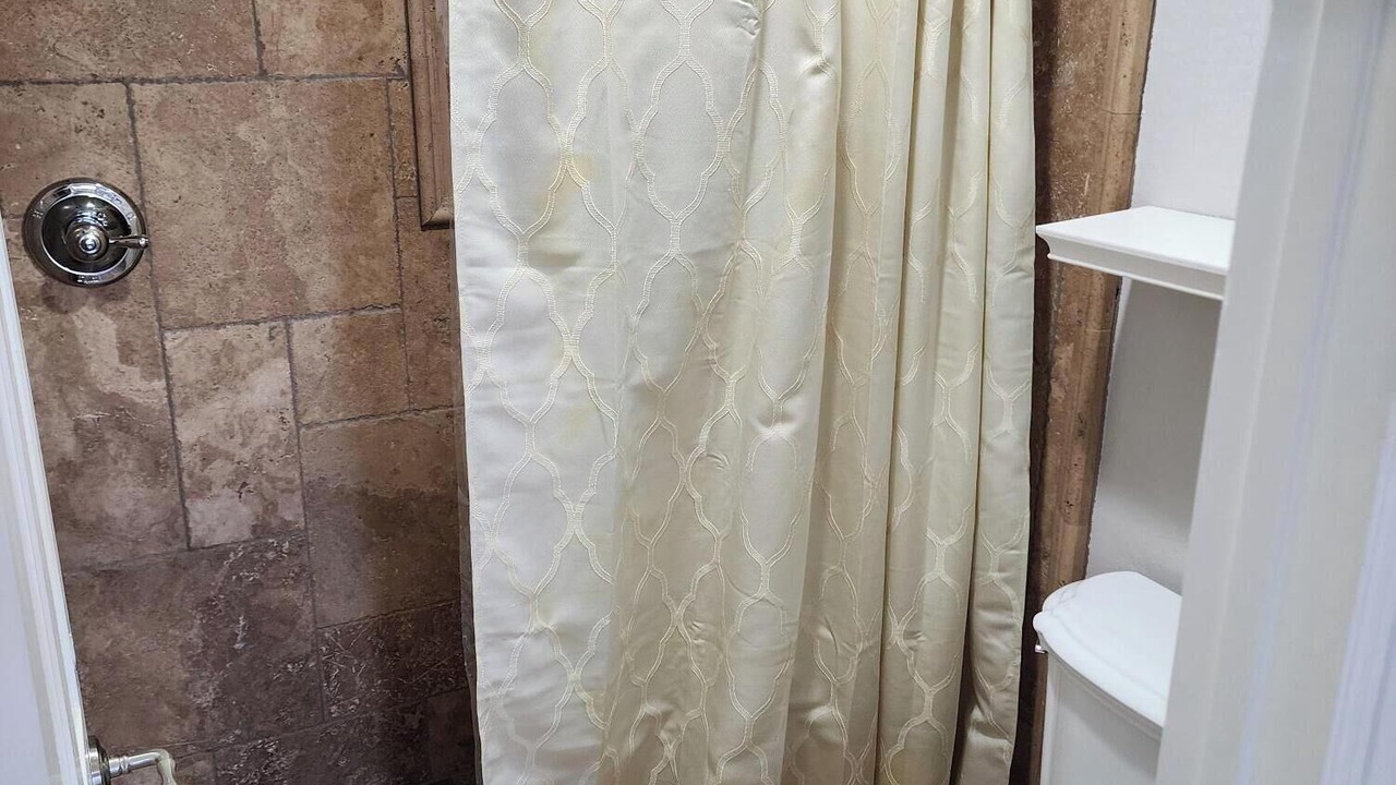 Photo of Bathroom in Mesa