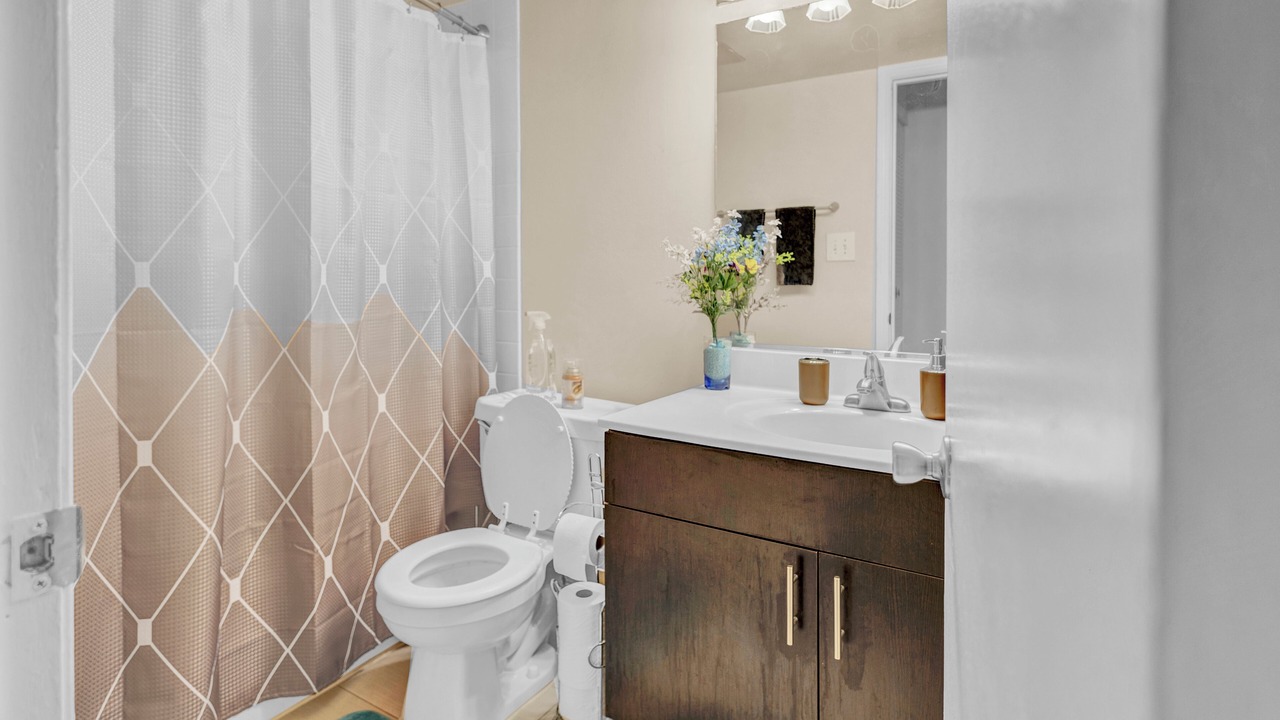 Photo of Bathroom in West End