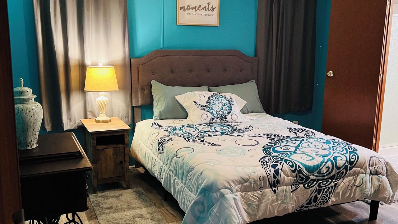 Photo of Bedroom in Willis Wharf