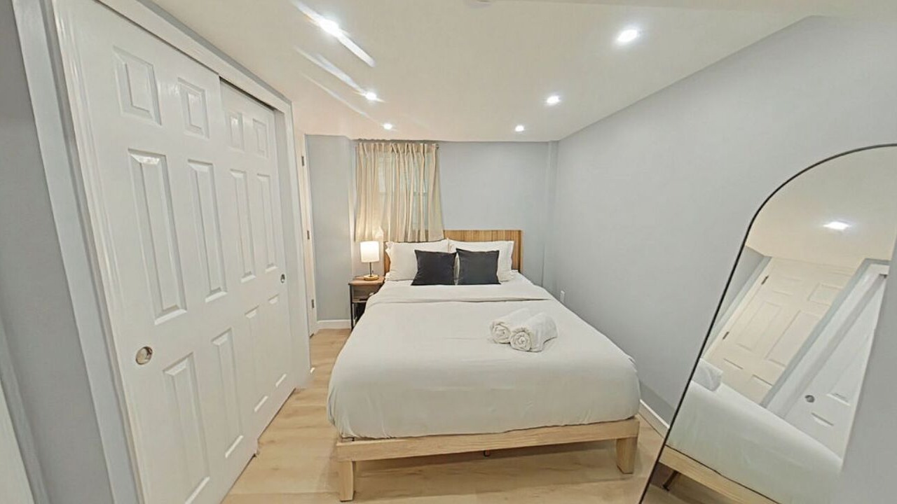 Photo of Bedroom in Williamsbridge