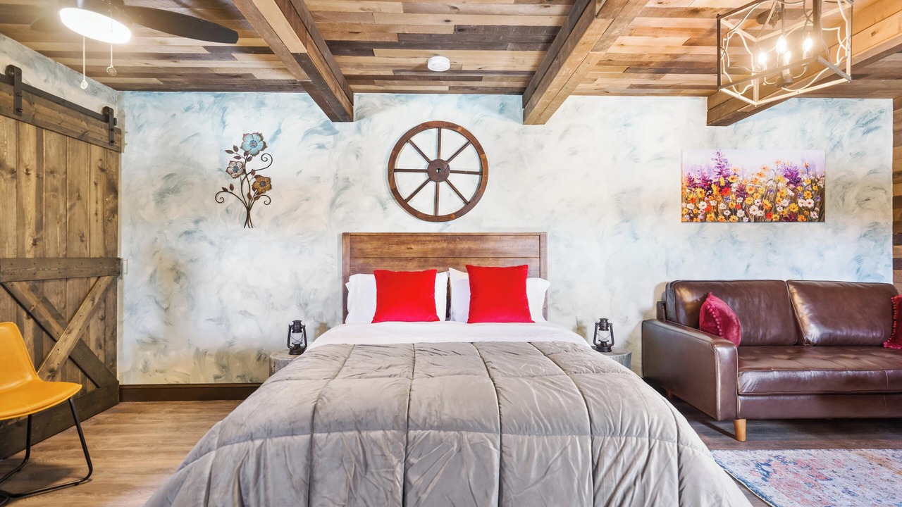 Photo of Bedroom in Creola