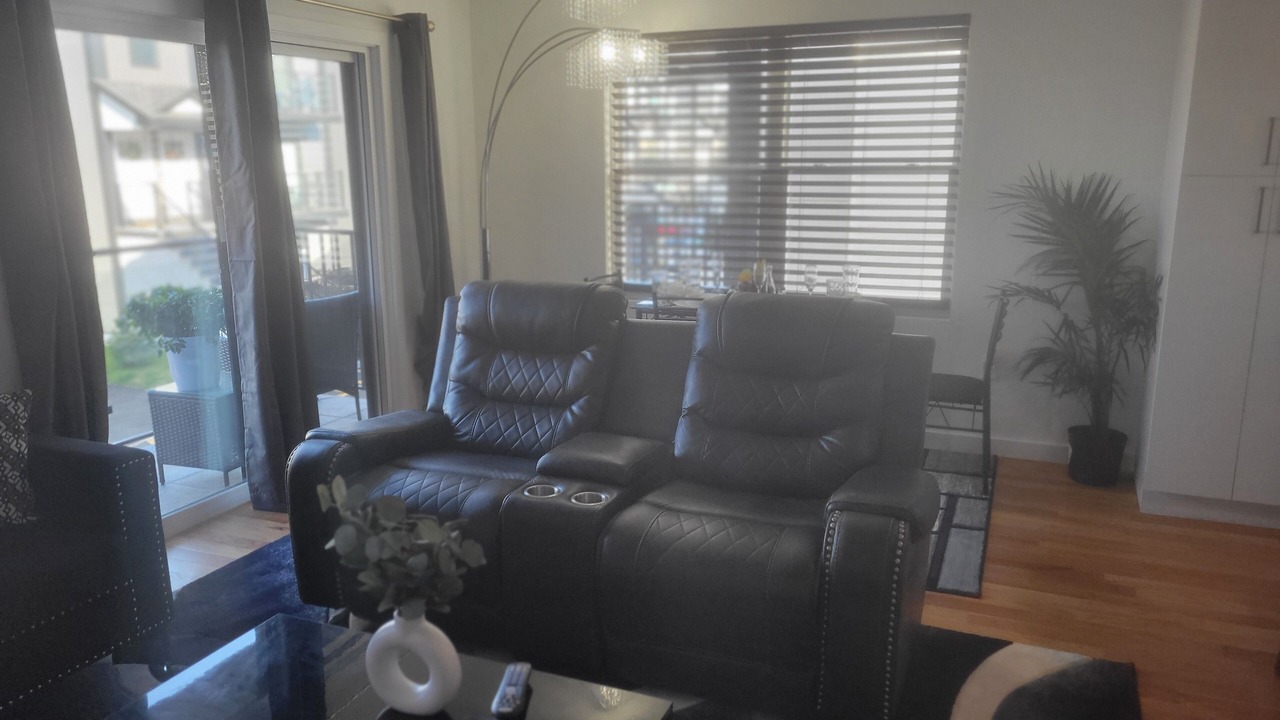 Photo of Livingroom in Elizabeth