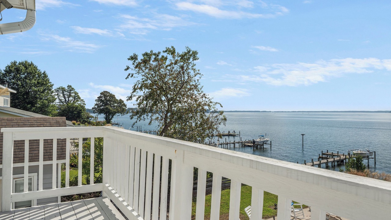 Photo of Patio Balcony in Deltaville