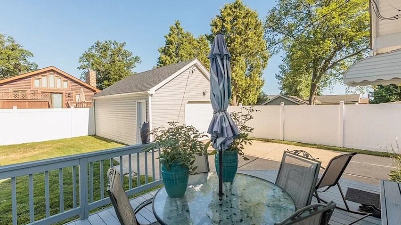 Photo of Outdoor in Avon Lake