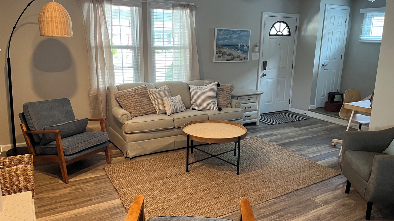Photo of Livingroom in Avon Lake