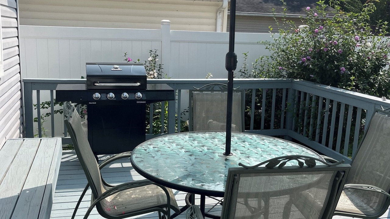 Photo of Outdoor in Avon Lake