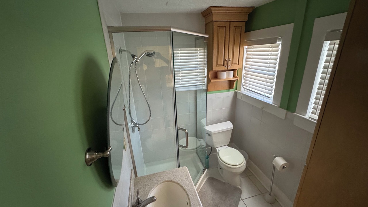 Photo of Bathroom in Lakeside