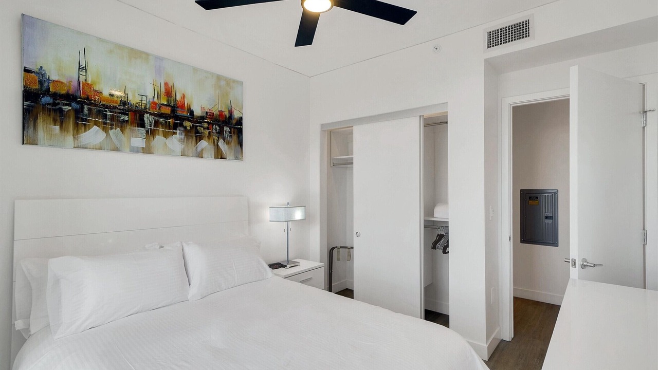 Photo of Bedroom in Evans Churchill