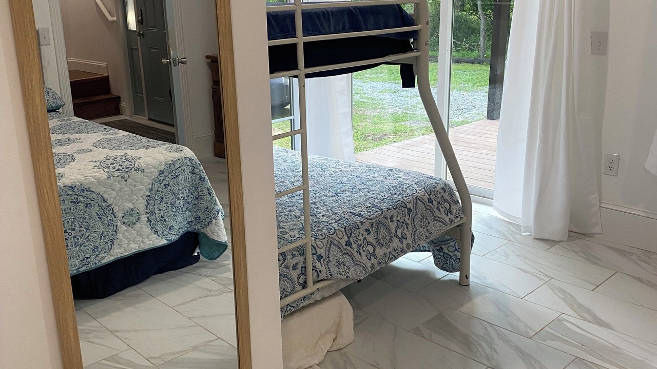 Photo of Bedroom in Sinking Spring