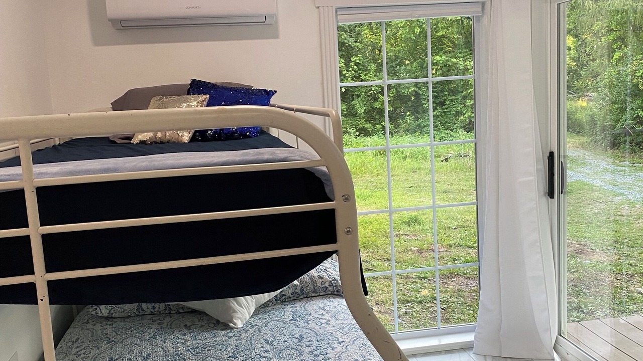 Photo of Bedroom in Sinking Spring