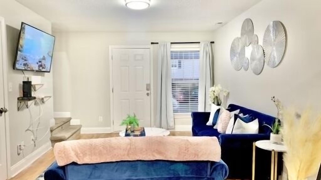 Photo of Livingroom in Plaza Midwood