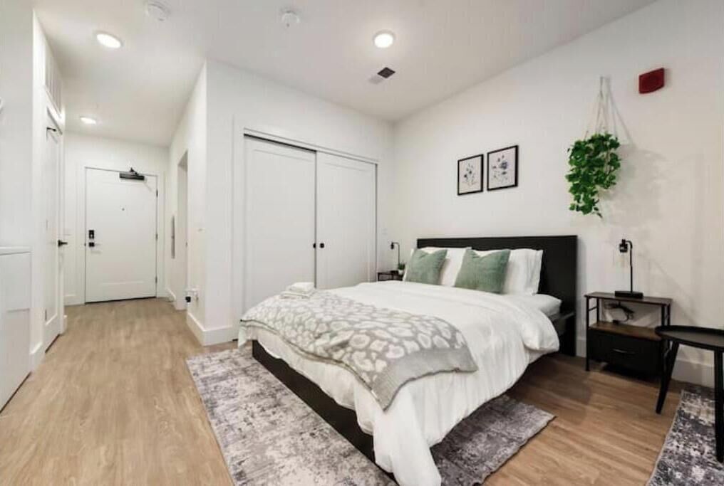 Photo of Bedroom in East Liberty