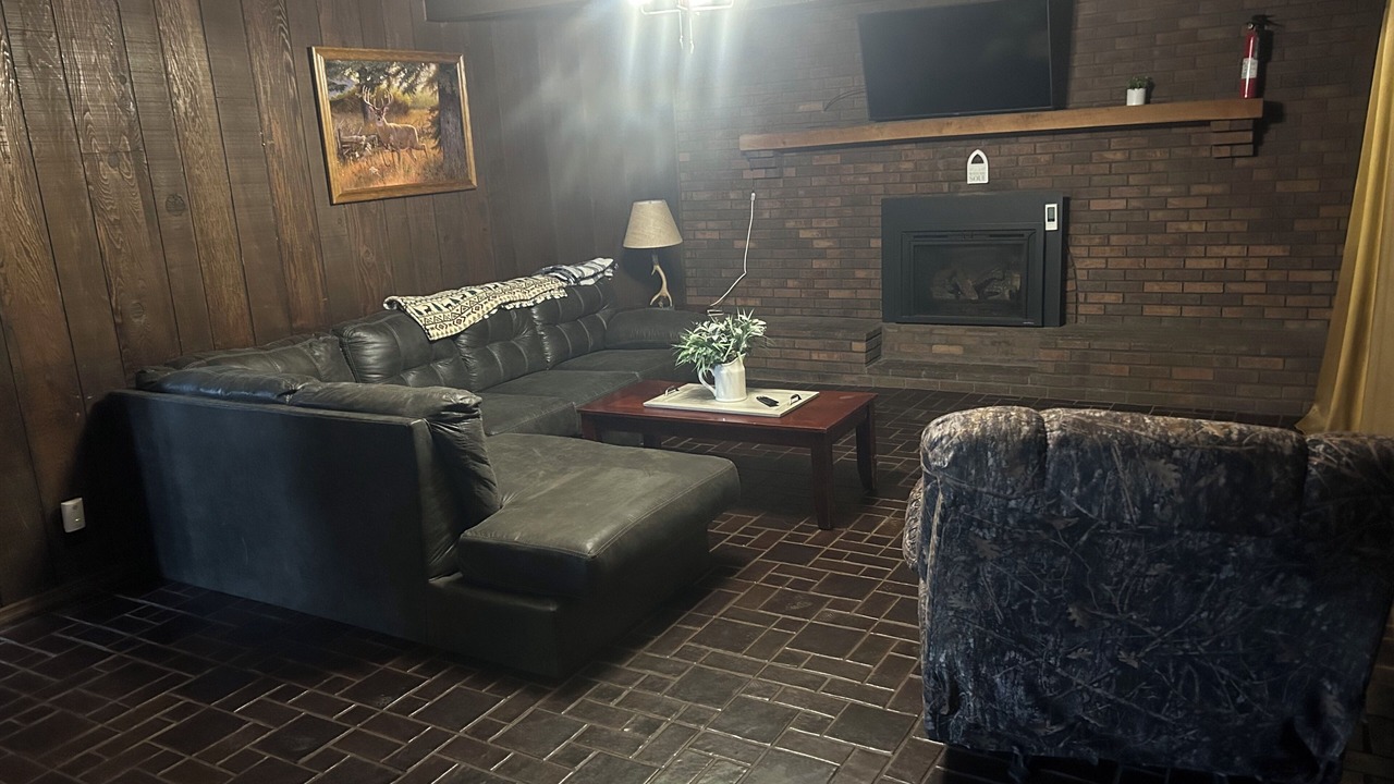 Photo of Livingroom in Sullivan