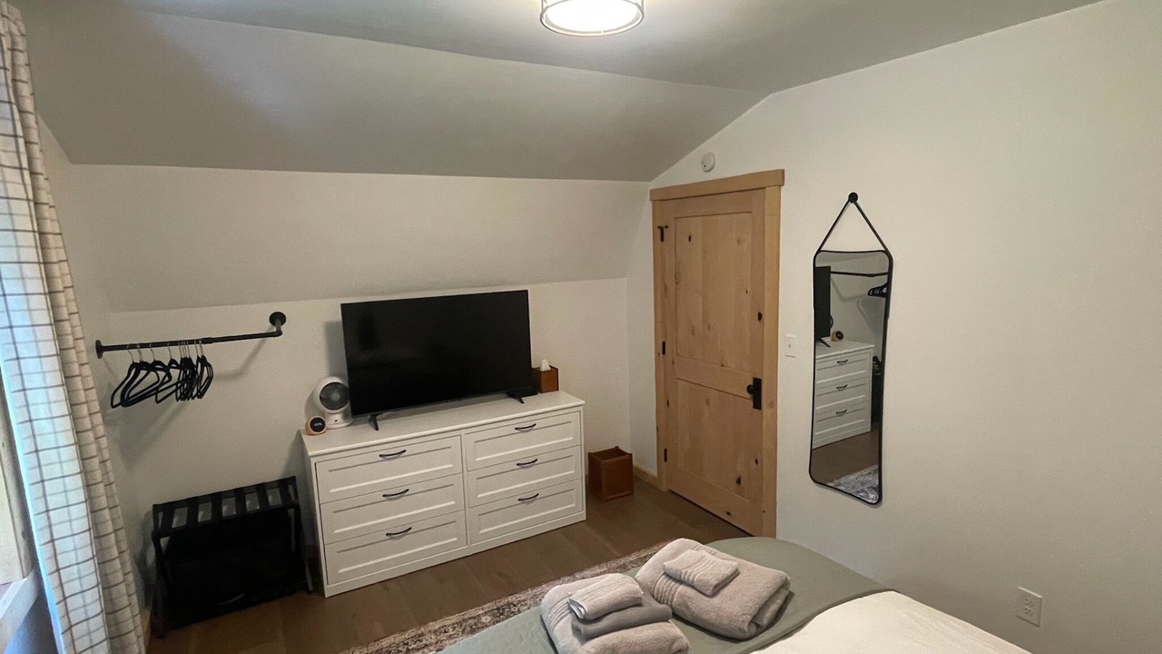 Photo of Bedroom in Thompson