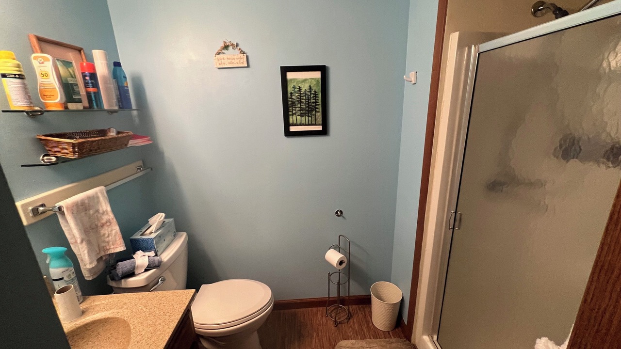 Photo of Bathroom in Port Clinton