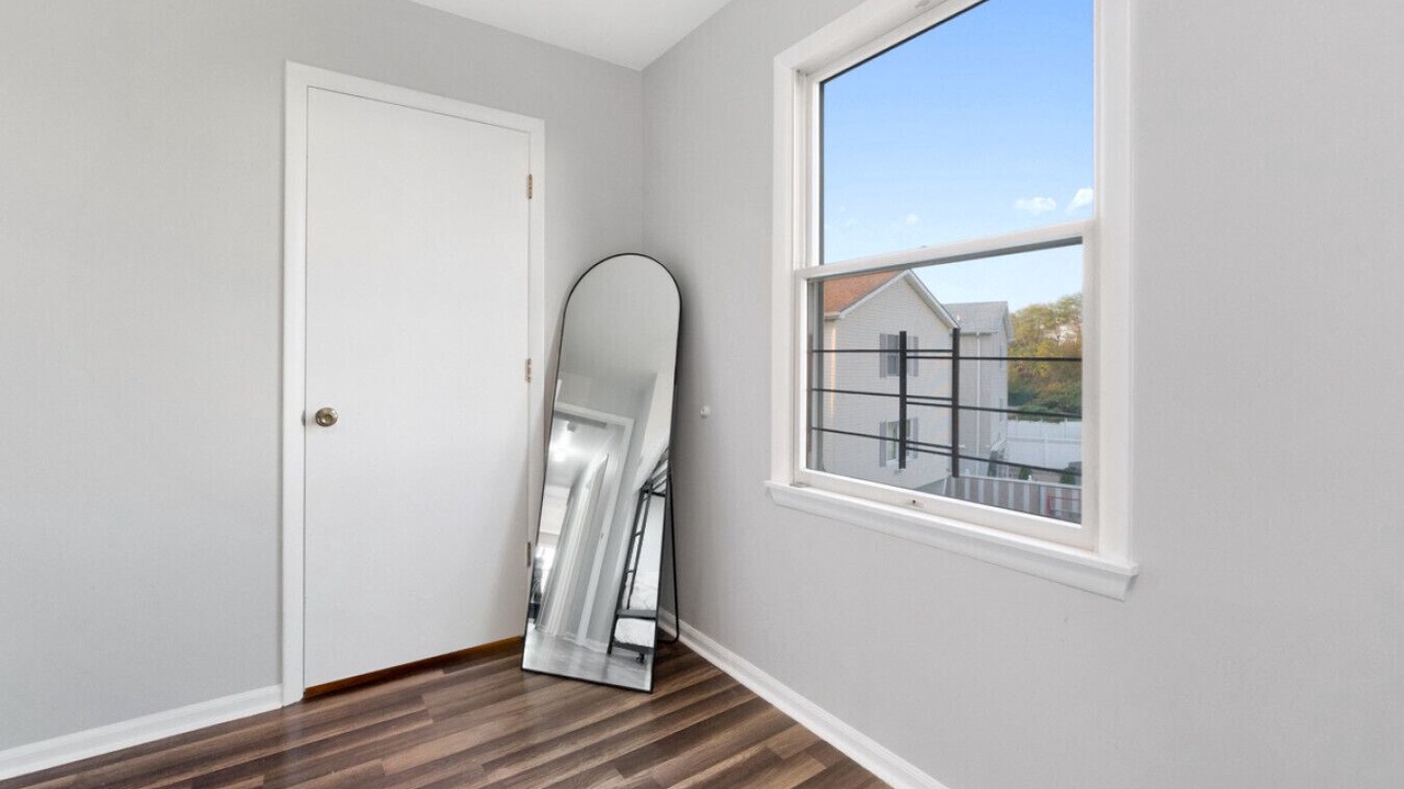 Photo of Bedroom in Constable Hook