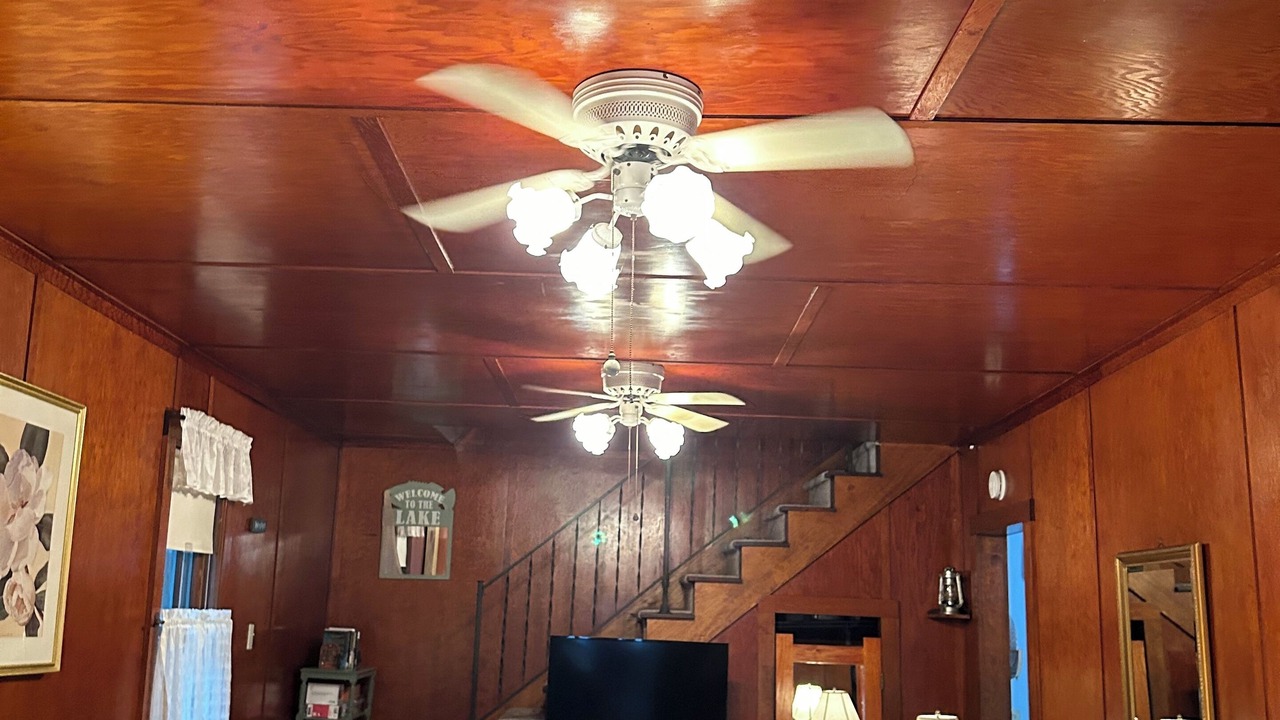 Photo of Livingroom in Lake Winola