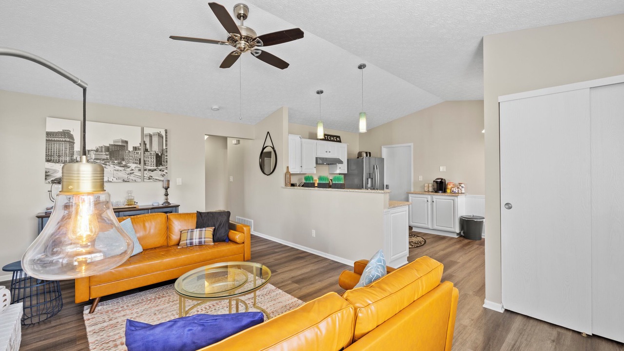 Photo of Livingroom in Kilbourne