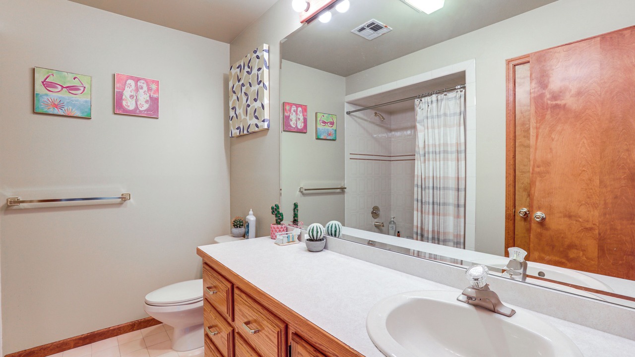Photo of Bathroom in Brick