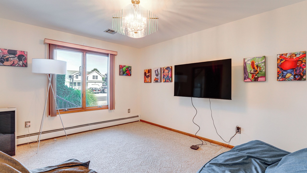 Photo of Bedroom in Brick