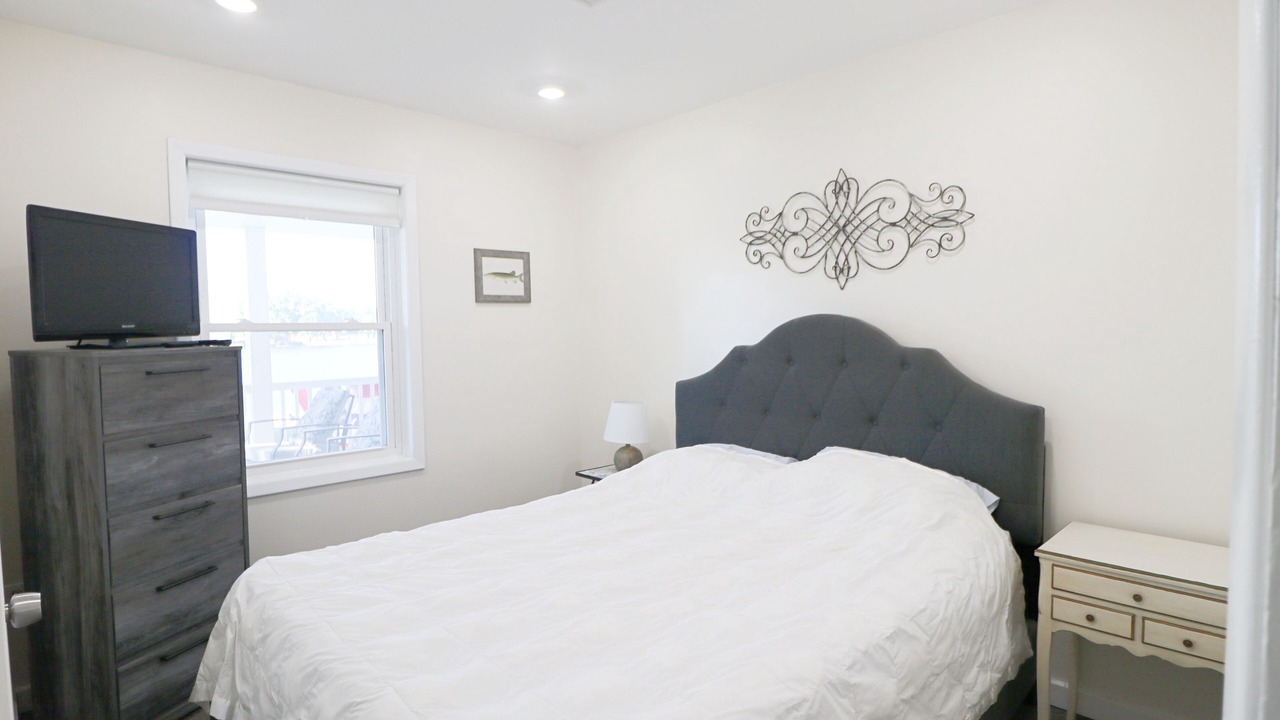 Photo of Bedroom in Jamestown