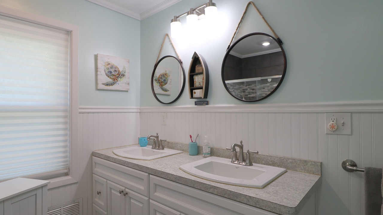 Photo of Bathroom in Jamestown