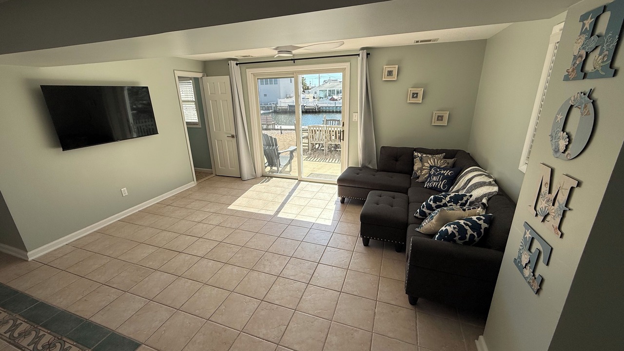 Photo of Livingroom in Ortley Beach