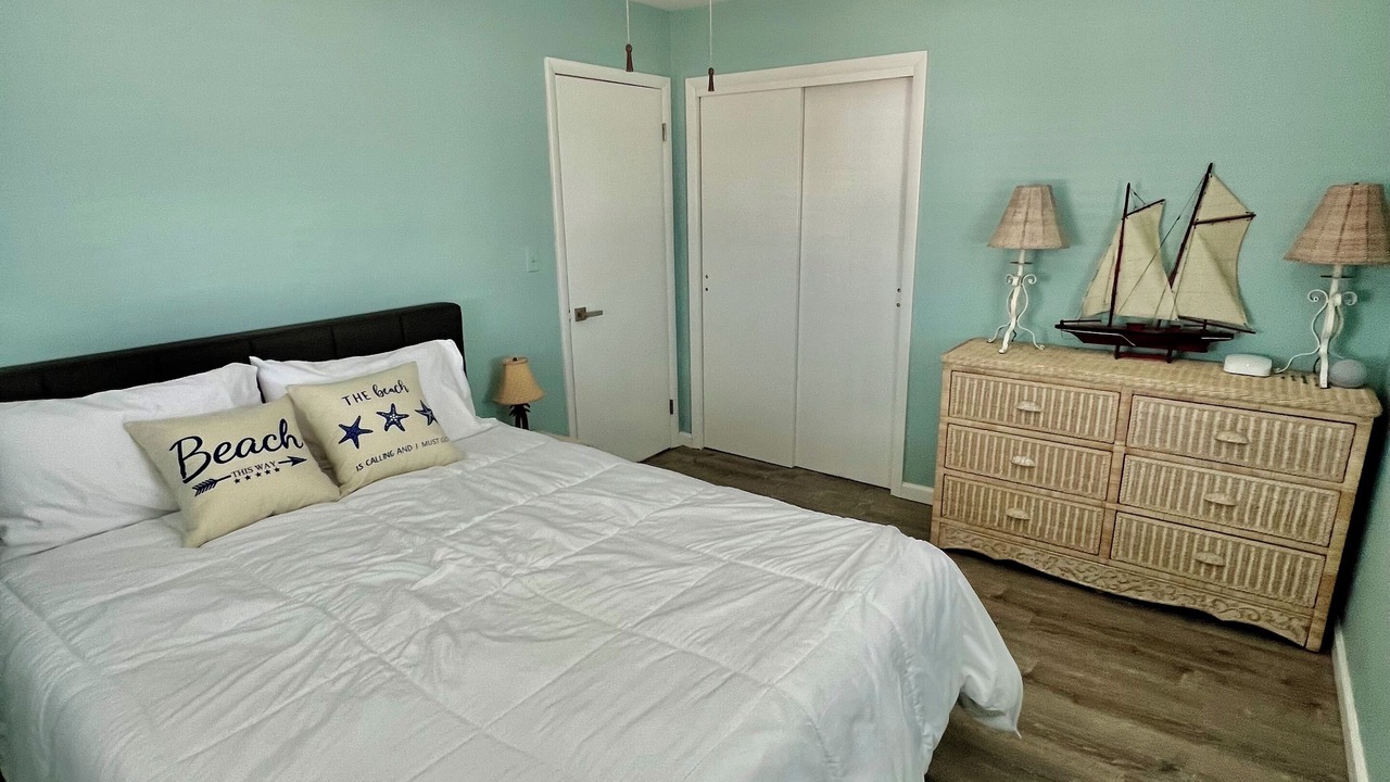 Photo of Bedroom in Ortley Beach